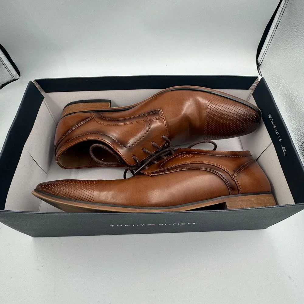 Tommy Hilfiger Shory Dress Shoes Mens 10 Brown Perforated‎ Cap Toe Derby TMSHORY